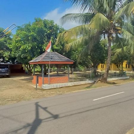 Aa Bungsu Syariah Balekambang Ciletuh Sukabumi Redpartner Hotel Cilowa Ngoại thất bức ảnh